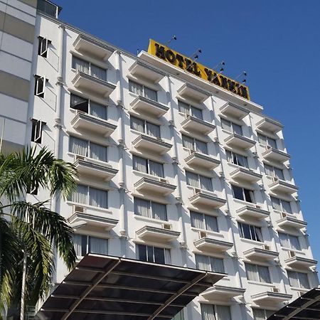 Hotel Yankin Янгон Екстер'єр фото