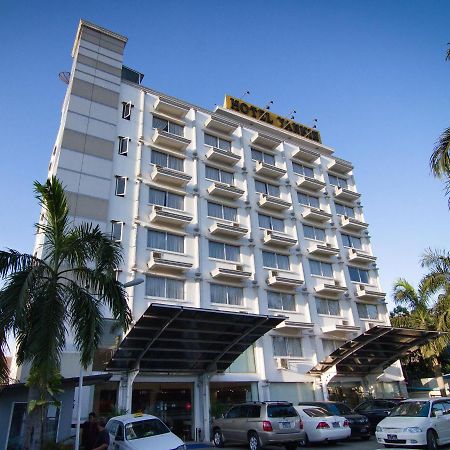 Hotel Yankin Янгон Екстер'єр фото