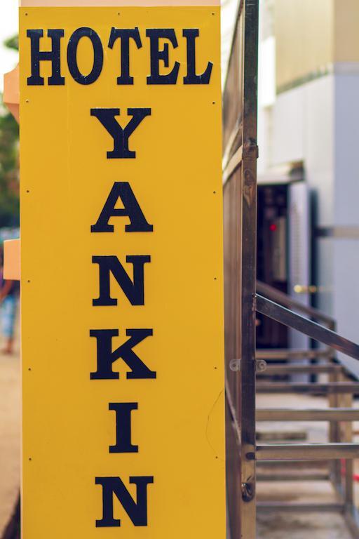 Hotel Yankin Янгон Екстер'єр фото