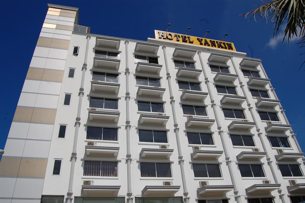 Hotel Yankin Янгон Екстер'єр фото